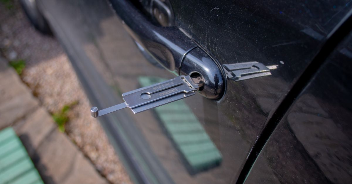 Factors That Determine the Cost of Garage Lock Work in Closter — Closter Locksmith