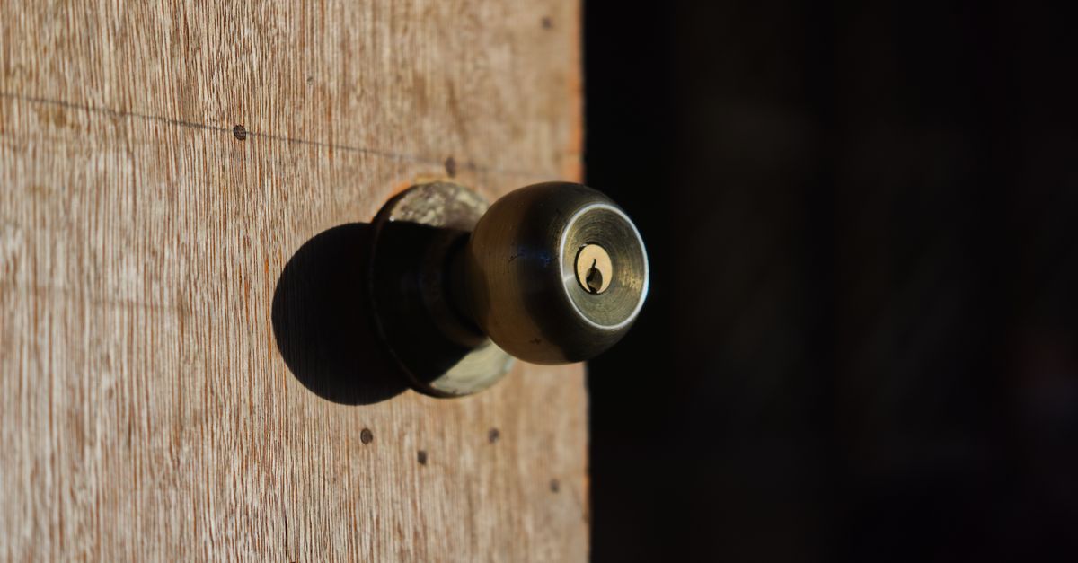 What a Professional Home Lockout Service Actually Does — Closter Locksmith
